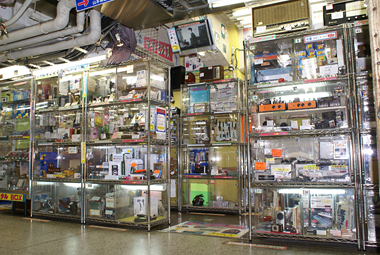 E-BOX店 外観
